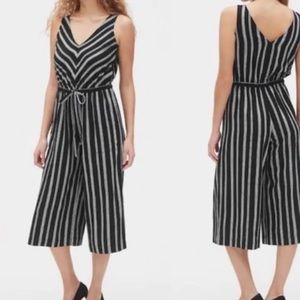 GAP Jumpsuit Sleeveless Black & White Striped Wide Leg Cropped M